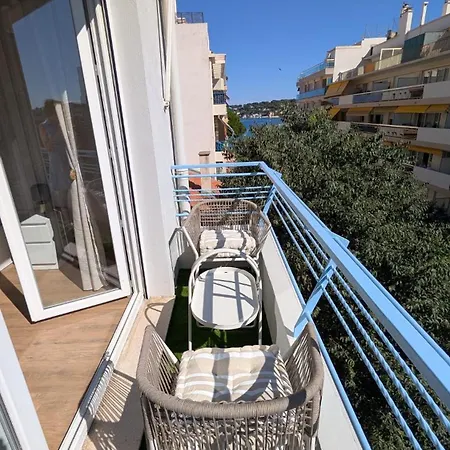 La Belle Vue Riviera Apartment *